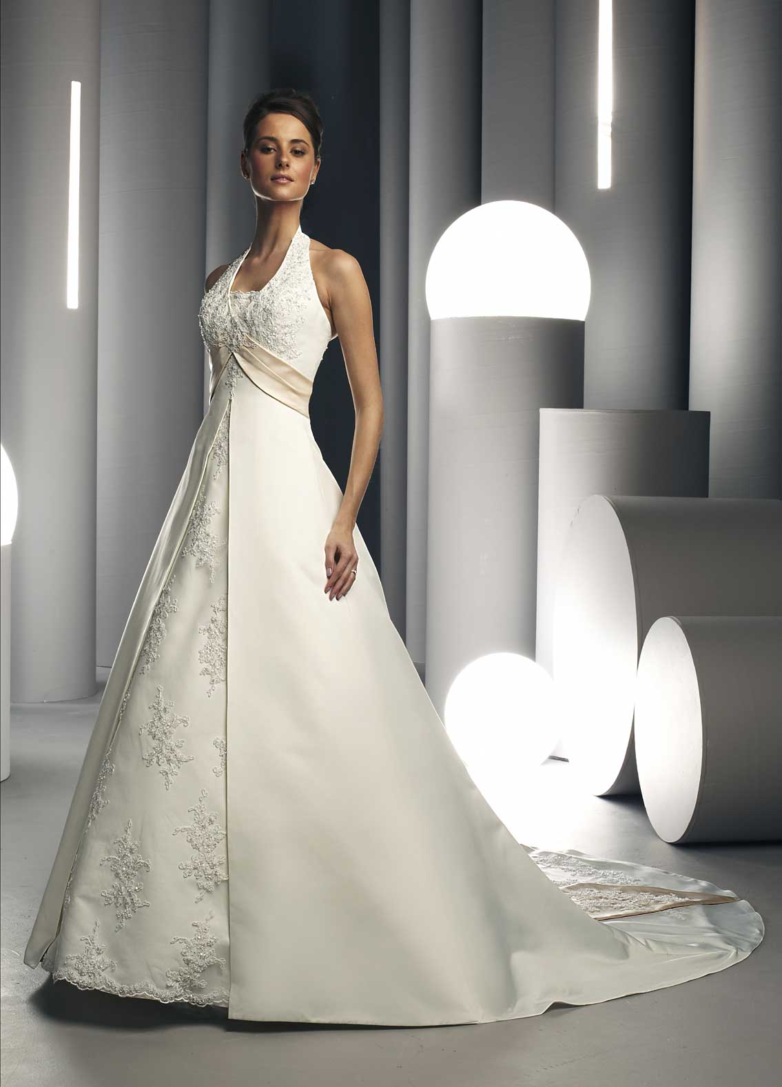 empire-waist-halter-wedding-dresses